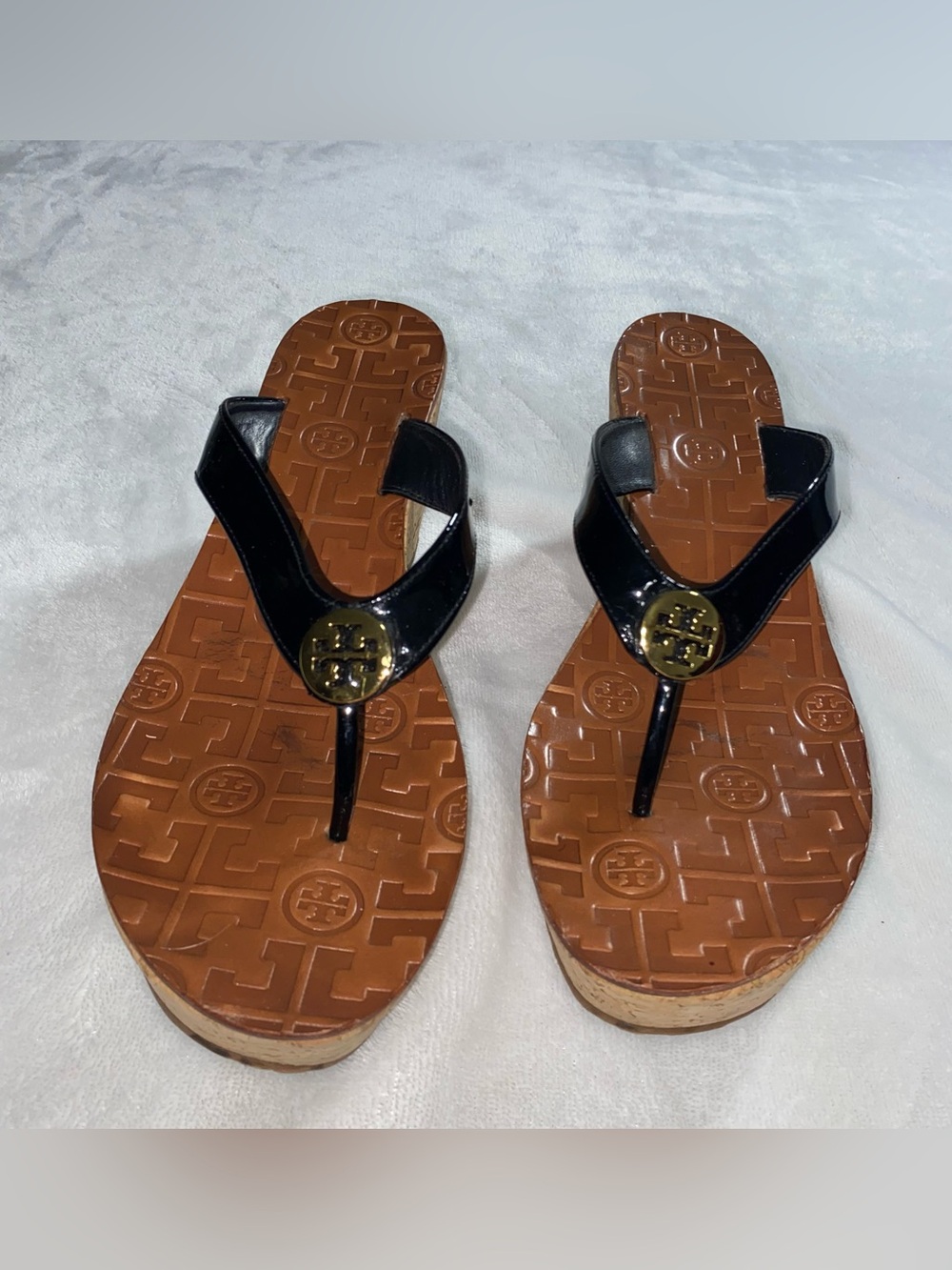 Tory Burch Thora Women’s Size 8.5M Black Patent Leather cork Wedge Sandals shoes